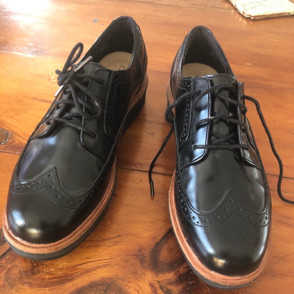 Clarke’s Low Platform Oxfords